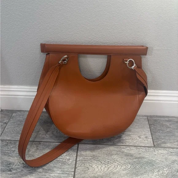 Women's Tan Crescent Leather Shoulder Bag - Picture 5 of 6